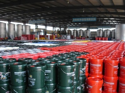 云南厂家批发供应润滑油、液压油、机械油、导热油 — 工业润滑解决方案
